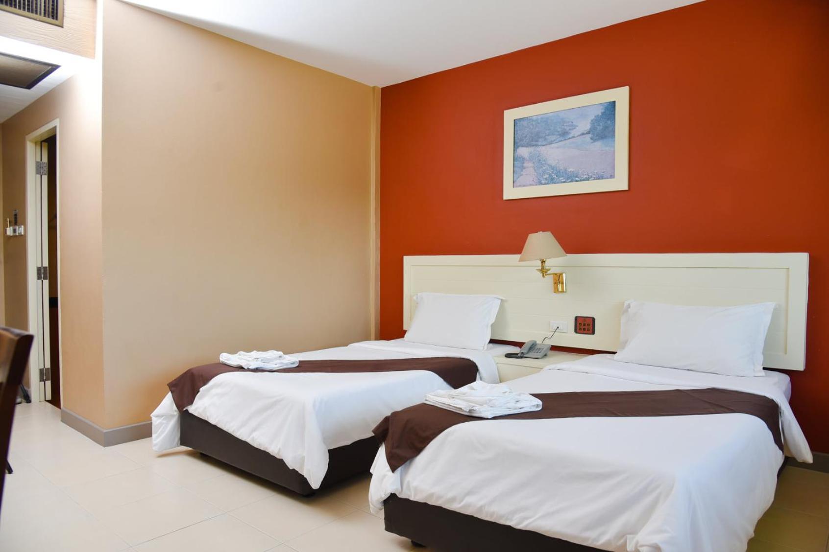 Nipa Garden Hotel Surat Thani Bagian luar foto