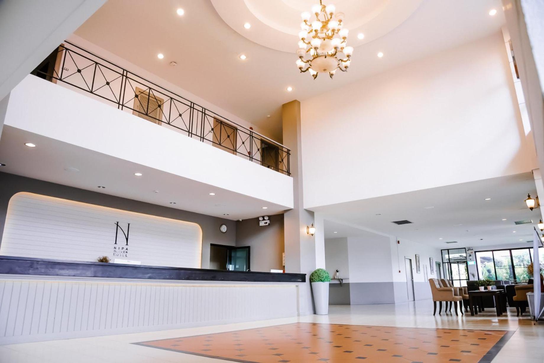 Nipa Garden Hotel Surat Thani Bagian luar foto