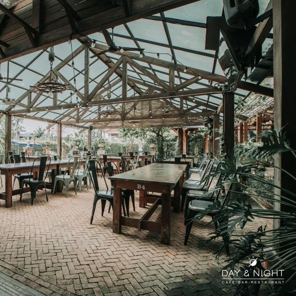Nipa Garden Hotel Surat Thani Bagian luar foto