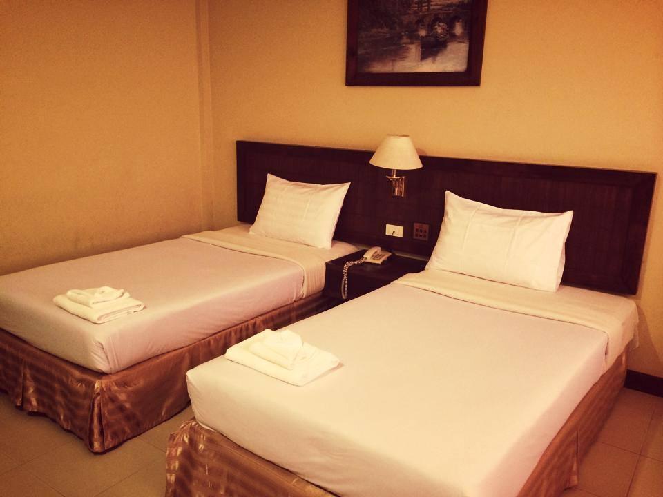 Nipa Garden Hotel Surat Thani Bagian luar foto